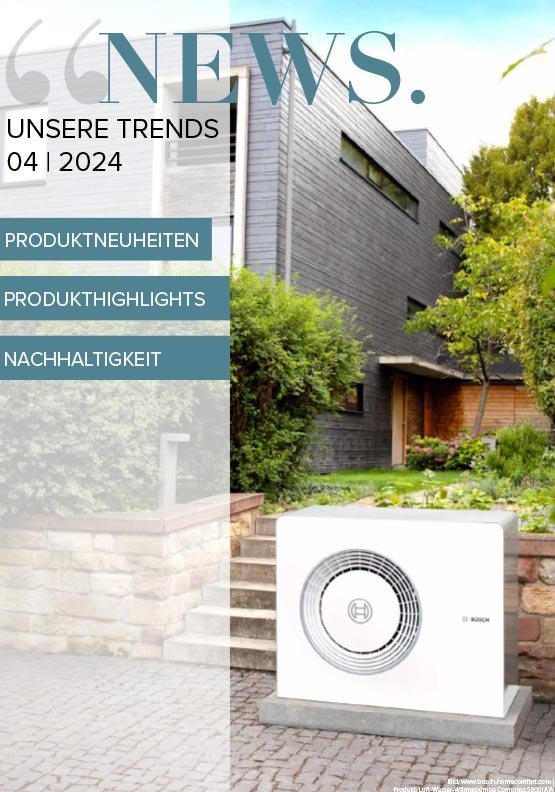 Ein modernes Gebäude mit Holzverkleidung und einem großen Garten, in dem eine Wärmepumpe installiert ist.