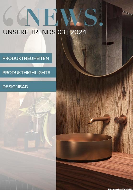 Ein elegantes Badezimmer mit einem runden, kupferfarbenen Waschbecken und einer stilvollen Holzverkleidung an der Wand.